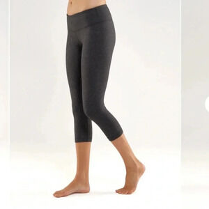 Lululemon wunder under crop